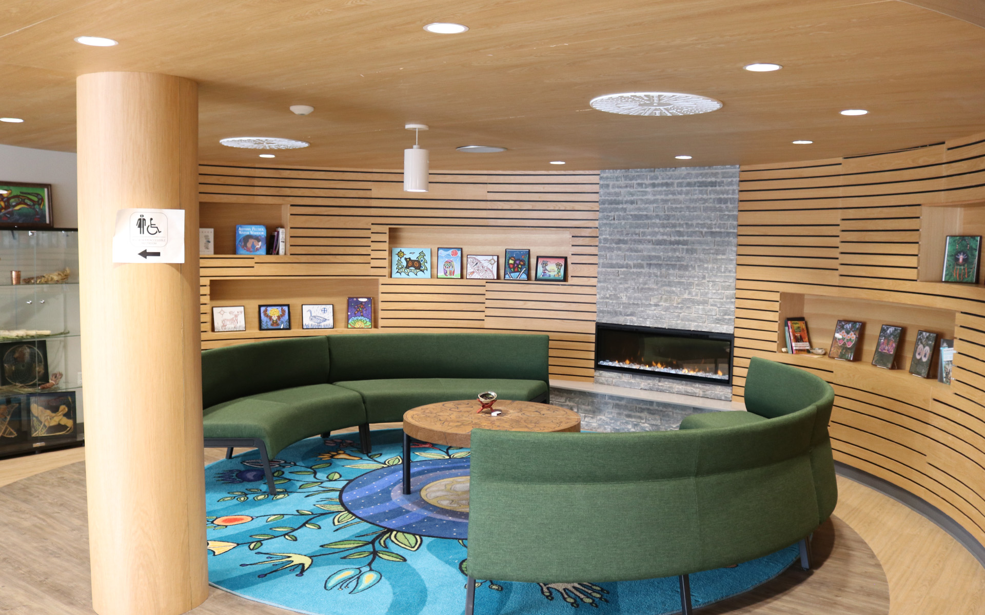 Smudge Lounge